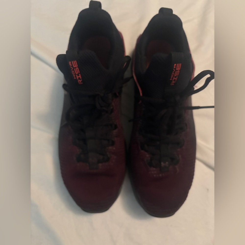 Under Armour Black and Dark Red Athletic Shoes